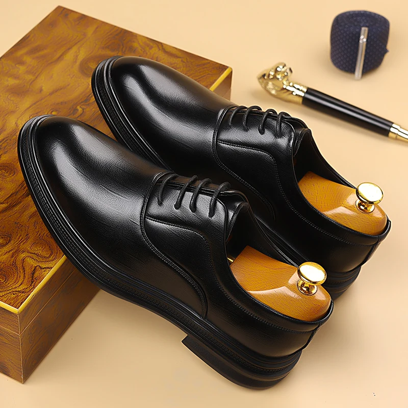 

2026 Новые мужские профессиональные кожаные туфли для банкетов и офисов, размер 37-46, модная и повседневная кожаная обувь