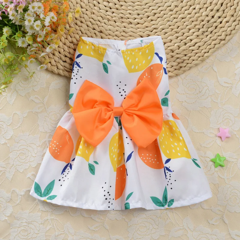 Vestido de princesa de flores para perros pequeños, ropa de peluche para mascotas, falda Linda para perros, accesorios finos de verano, suministros