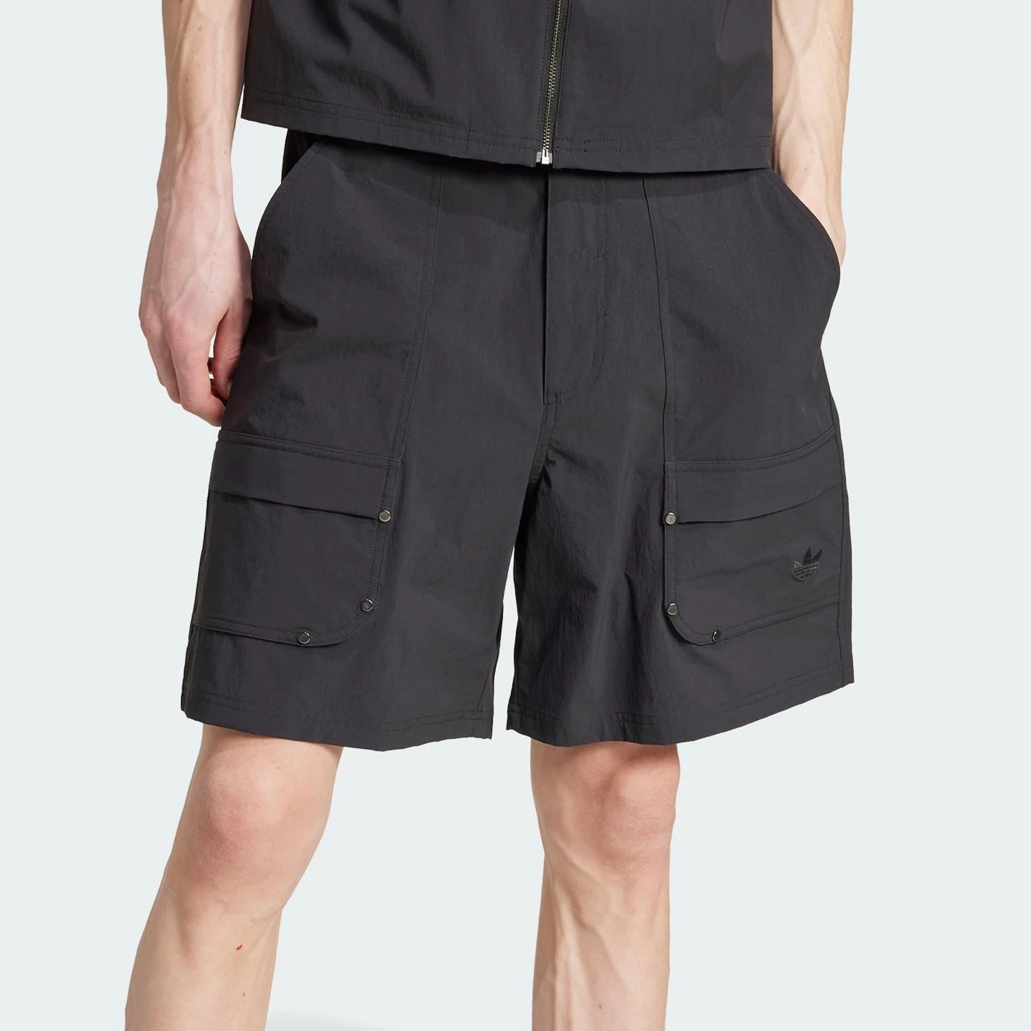 

Adidas genuine genuine Three Stripes Men's Workwear Outdoor Loose Sports Shorts JD2107