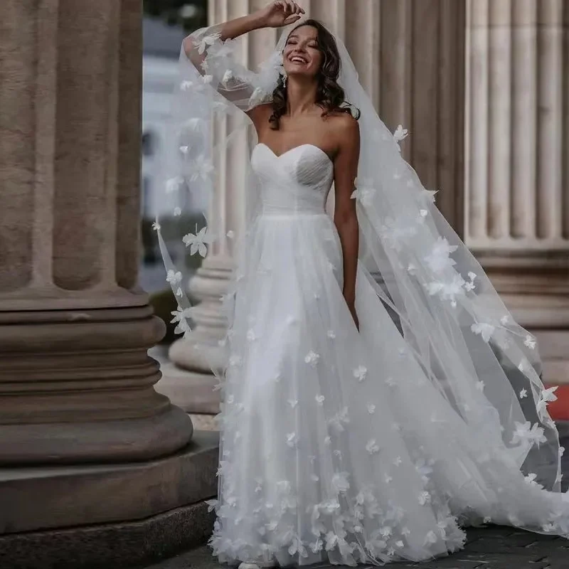 

Customized Elegant White A-Line Chiffon 3D Floral Wedding Dress Sexy Strapless Plus Size Scan Train Bohemian Beach Bridal Dress