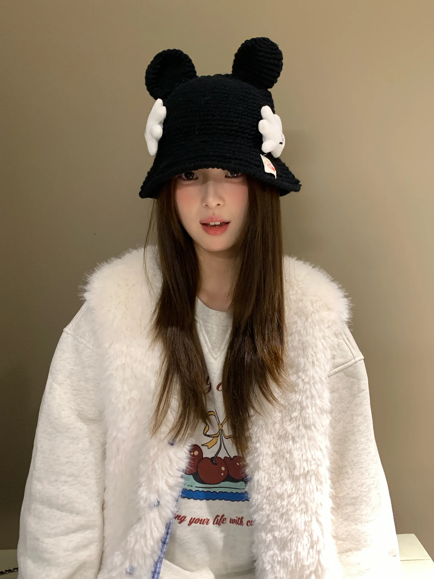 Cute Cartoon Buttocks Palm Knitted Fisherman's Hat For Women With A Large Head Circumference Funny Photo Taking Warm Yarn