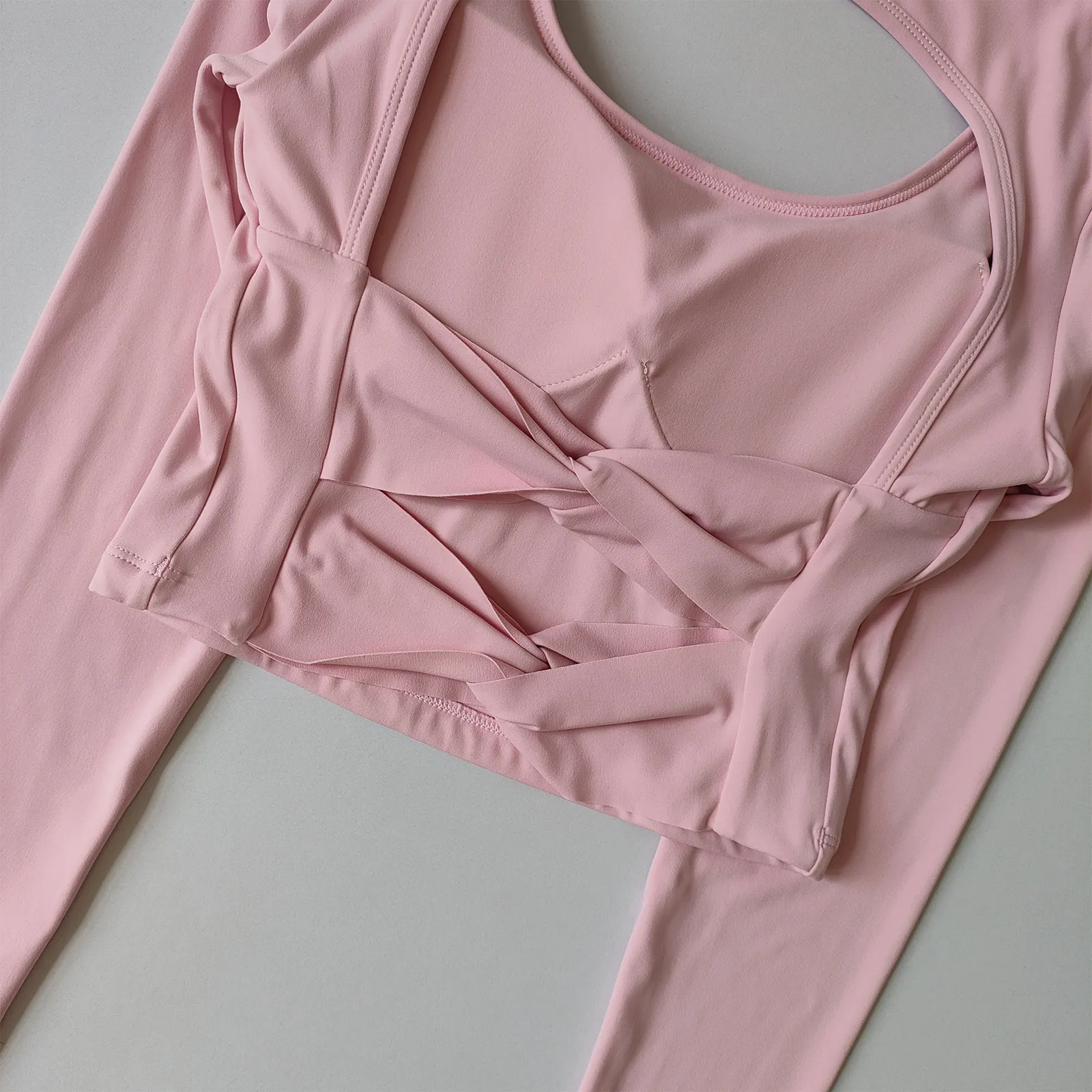 Sexy Yoga-Shirt für Damen, rückenfrei, langärmelig, mit gepolsterten Cups, Sport-Top, Fitness-T-Shirt, Pilates-Oberteil, Yoga-Bekleidung – Detail 13