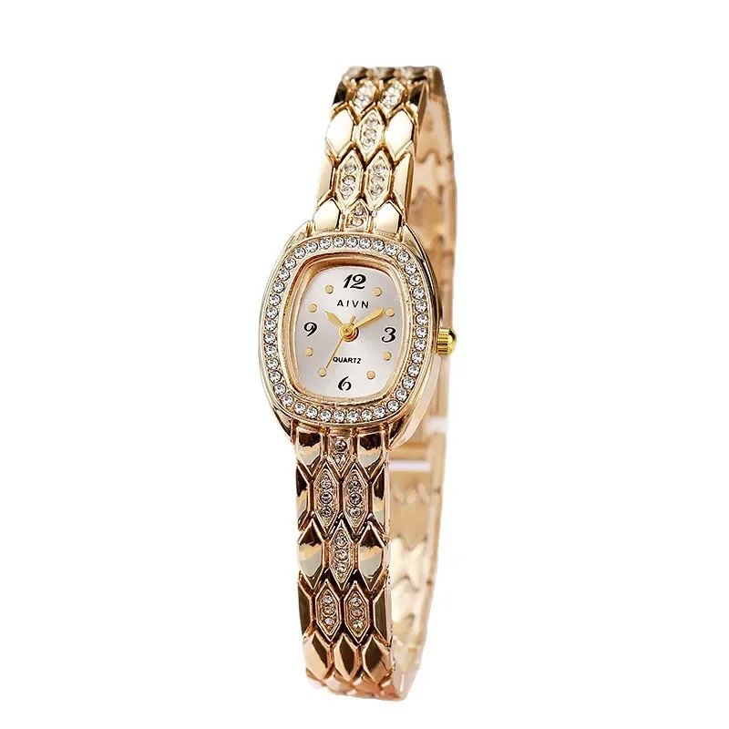 Orologio al quarzo da donna alla moda Orologio da polso di lusso con borchie di diamanti Orologio da polso da donna per ragazza Dropshipping Relojes Para Mujer