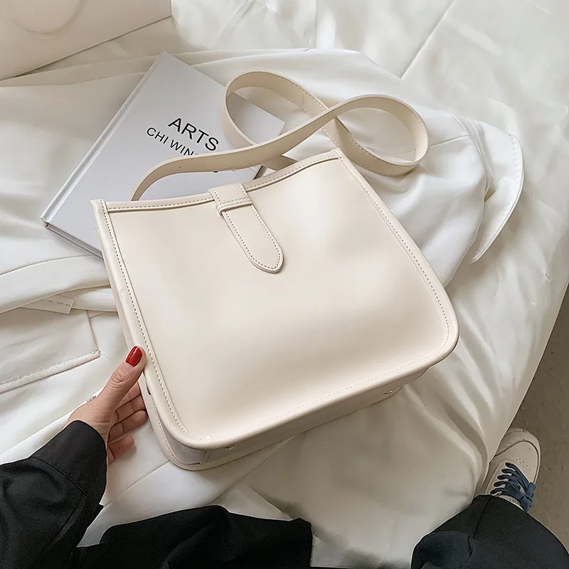 Simple Bucket Handbags for Women Texture Soft Leather Crossbody Shoulder Bags 2023 New Female Large Cpacity Commute Totes