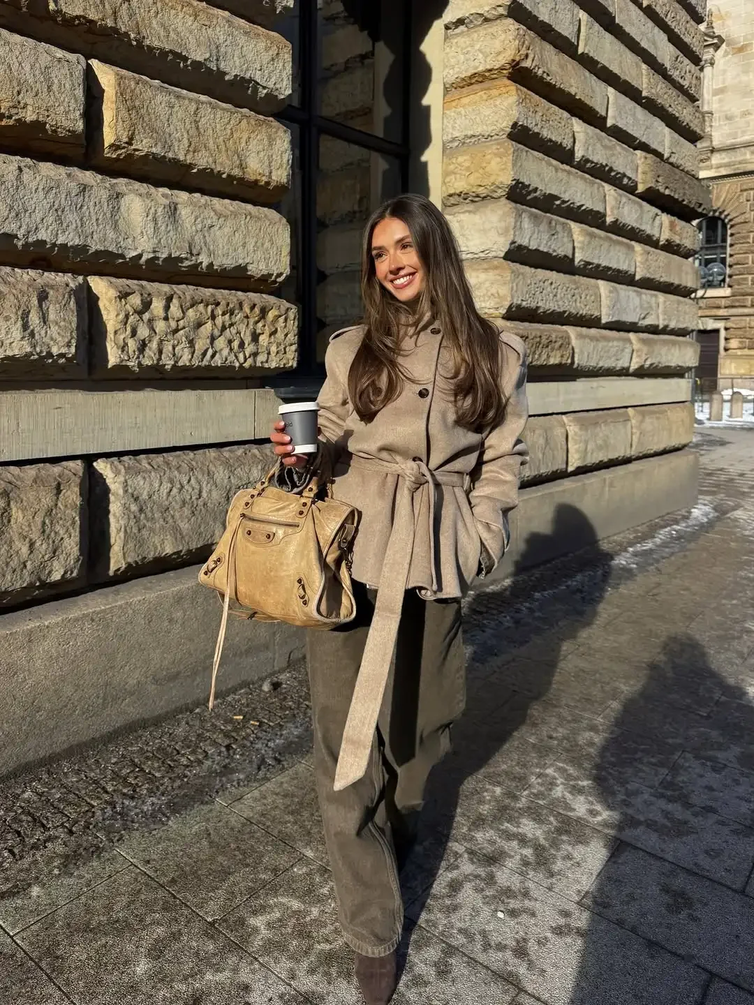 Lady Stand Collar Wool Blend Short Overcoat Epaulet Single Breasted Belted Waist Tied Slim Jacket Casual Autumn Winter Coat New
