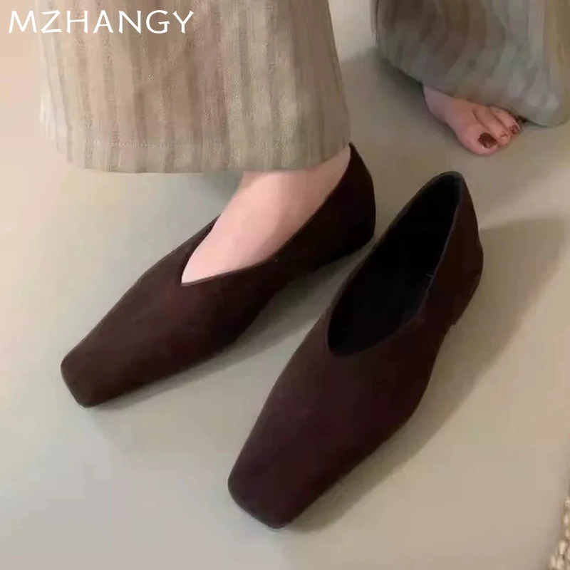 Mocassins carrés en daim pour femmes, chaussures épaisses et peu profondes, mode printemps, robe confortable, gladiateur, tendance 2025