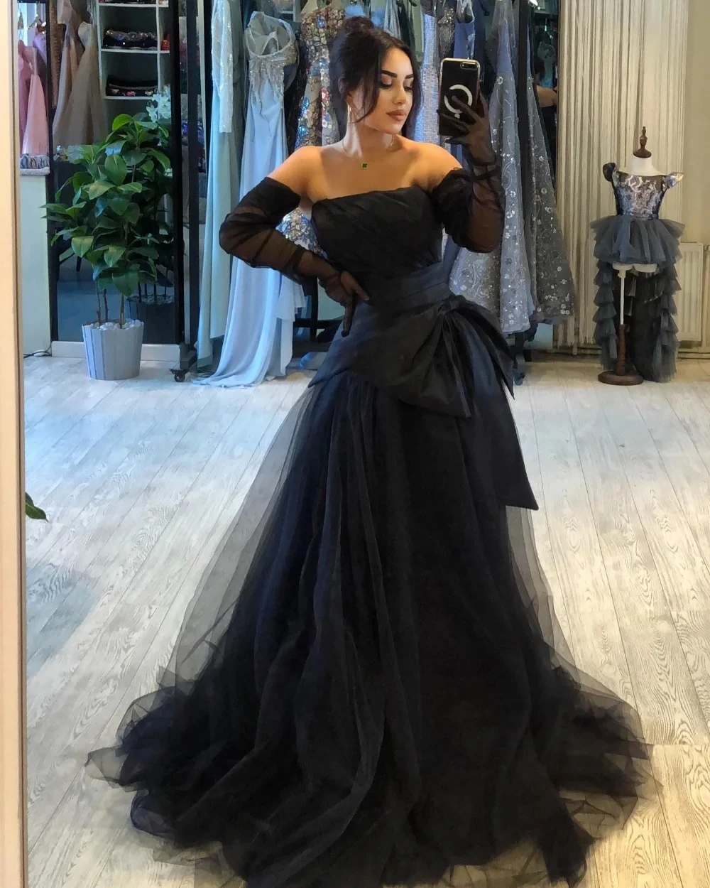 

Black Formal Long Sleeves Bespoke Occasion Gown Evening Dresses Pastrol Unisex Jersey Retro Dubai Saudi Arabic Prom Customized