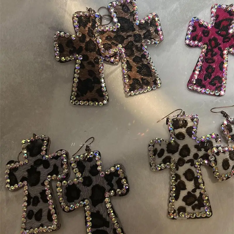 Pendientes cruzados con estampado de leopardo de cristal brillante exagerados para mujer, pendiente con dije Sexy Gorl, accesorios de joyería gótica Vintage Y2K