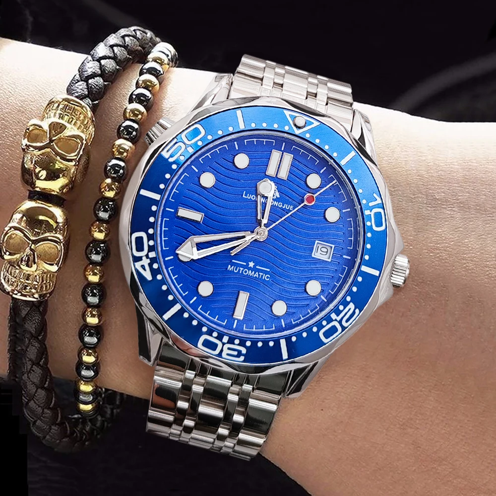 

High-End Business Men's Automatic Mechanical Diving Watch, Wave-Patterned Dial with Calendar Display and Luminous Hands, Stainless Steel Waterproof and Scratch-Resistant Men's Wristwatch, Trendy Sports Style Men's Mechanical Watch, Hot-Selling Bestseller