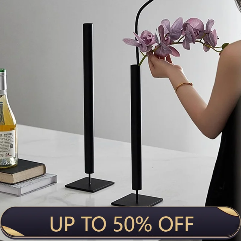 Metal Dried Flower Vases Minimalism Vase Luxury Art Flowers Bottle Creative Flowerpot Aesthetic Room Decor Elegant Room Ornament