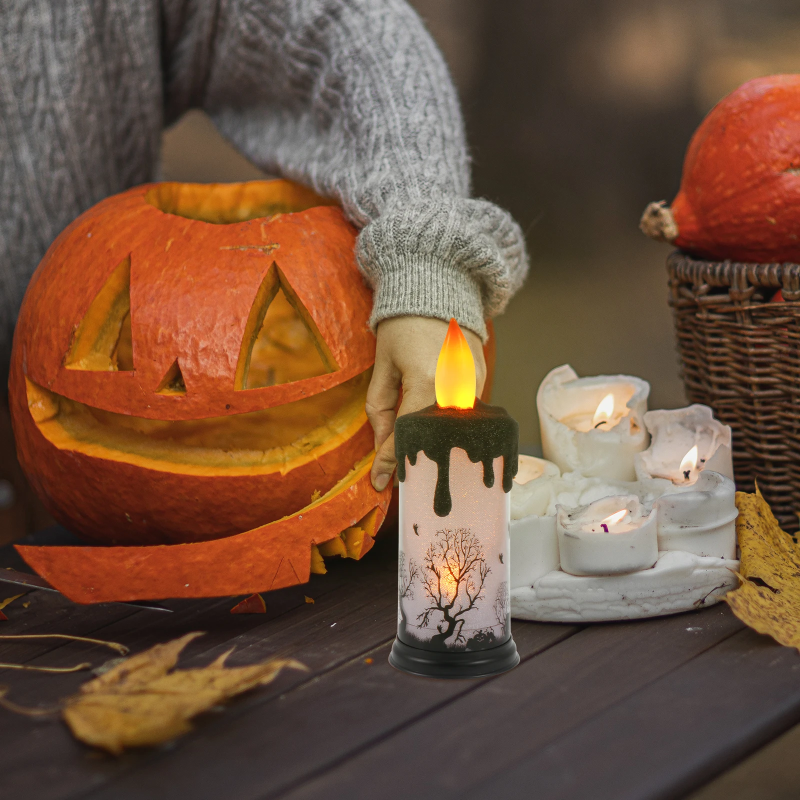 

Plastic LED Light Flickering Halloween Lamp Dripping Water Shape Creepy Atmosphere Energy Saving Small Night
