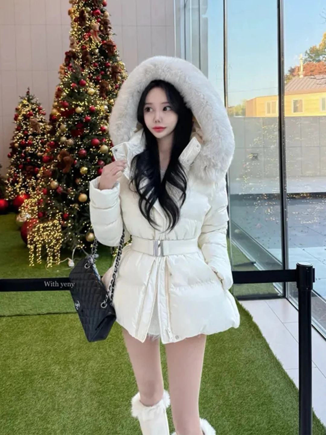 

White Hooded Mid-Length Thickened Fur Collar Women's down Jacket Warm Waist-Cinching Slim Fit Outerwear Korean Style