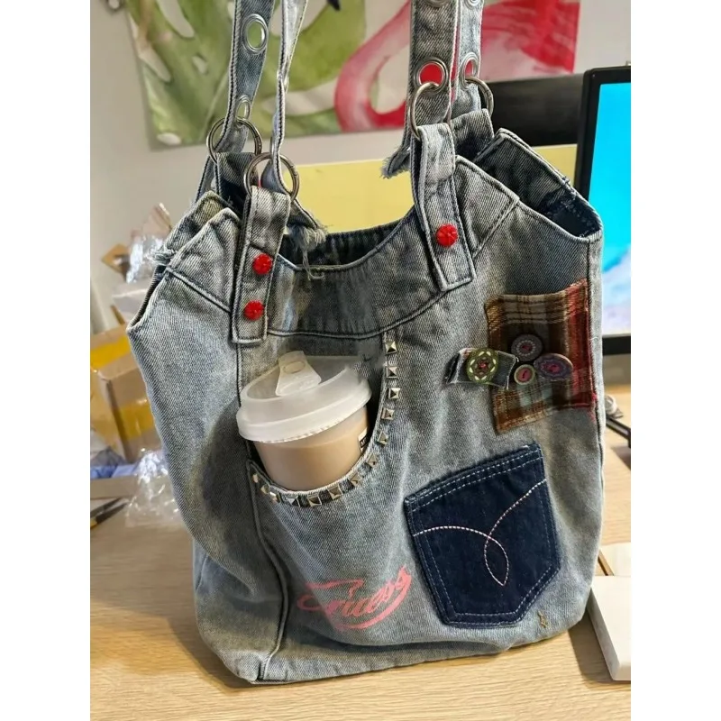 

2024 Embroidered Splicing Crossbody Bag Cowboy Korean Edition Color Blocked Single Shoulder Versatile Pocket Commuter Hand bags