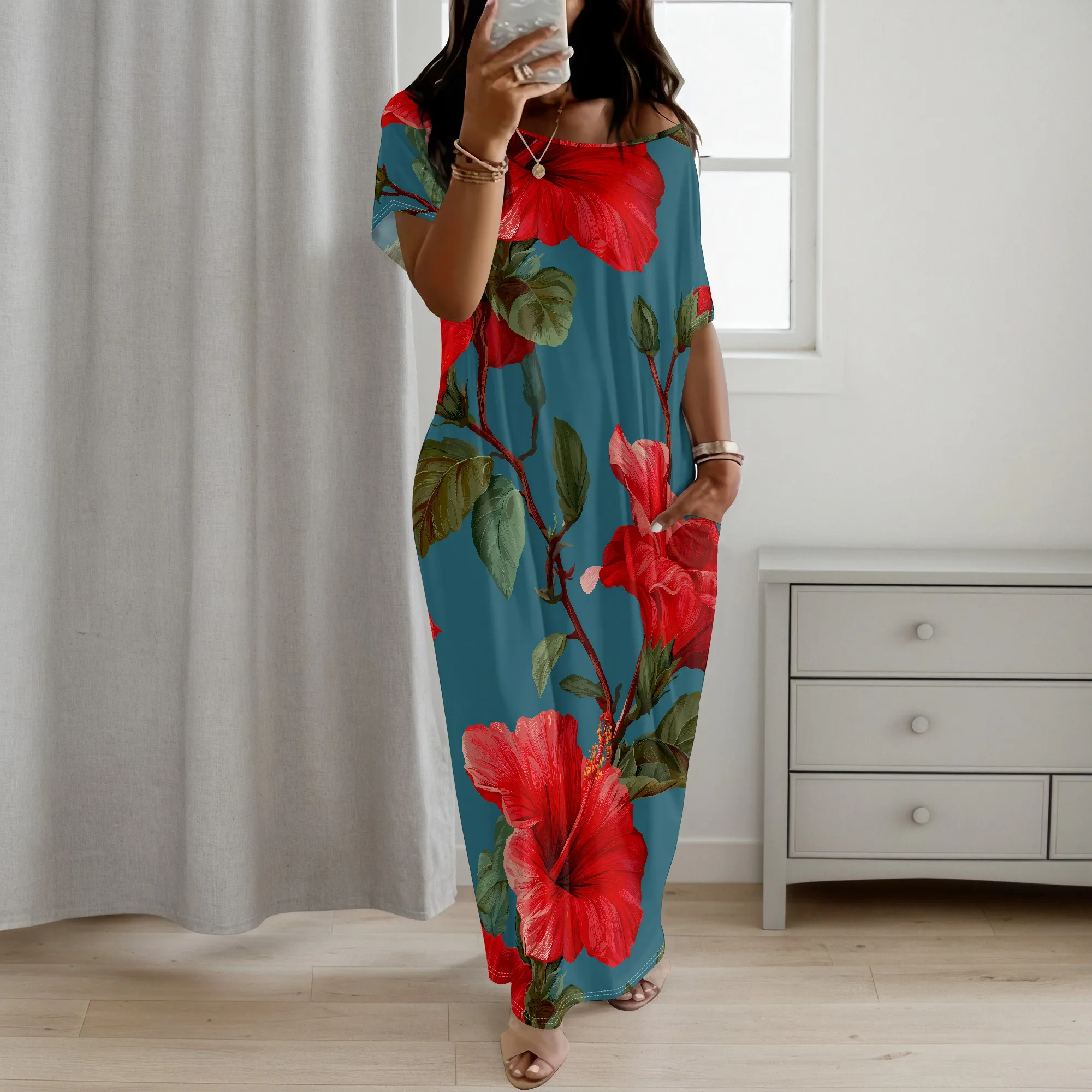 Red Hibiscus Print Dress, Floral Short Sleeve Maxi Dress With Pockets, Casual Summer Beach Vacation Dress For Women, XL-5XL