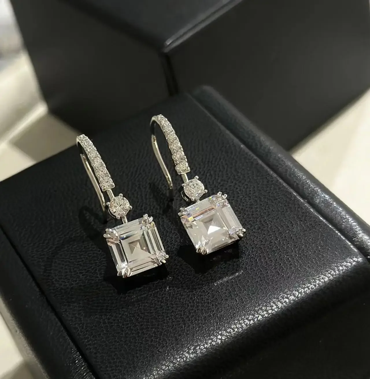 

New 2023 Trend Hot Brand Anniversary Gifts Earrings Star Earrings Full Diamond Stud White Gold Pure 925 Sliver Meteor Classics