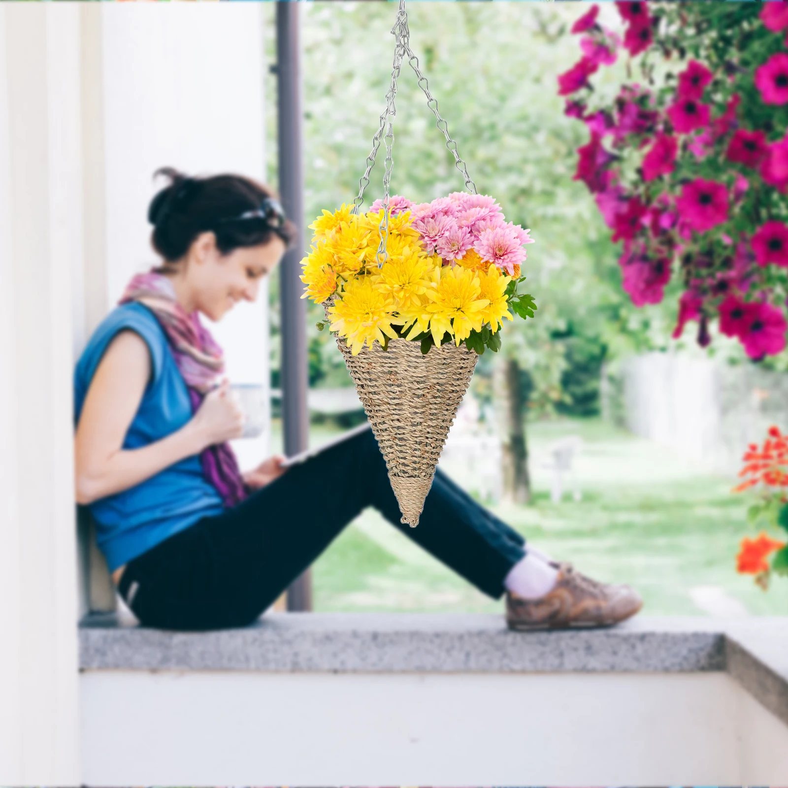 

Straw Hanging Basket Flower Pot Handwoven Grass Rope Planter for Balcony Garden Decor Plant Container