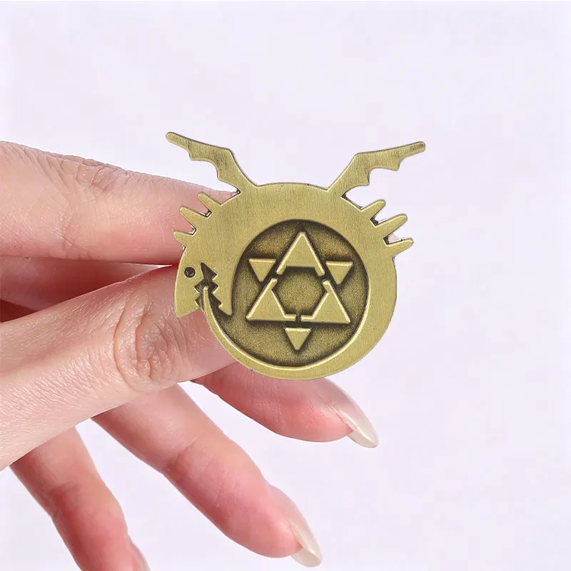 Vintage Drachen-Alchemie-Symbol Emaille-Abzeichen Antikes Metall Graviertes Muster Reversnadel Deko-Brosche Accessoire Geschenk – Detail 8