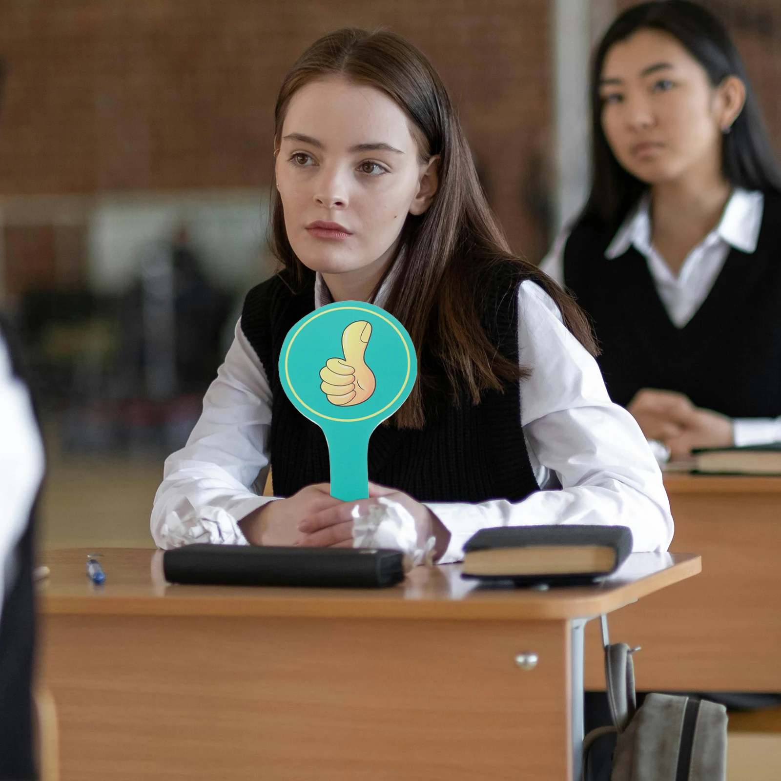 

2 Pcs Hand Holding Score Board Classroom Response Boards Double Sided Answer Paddles Responseaddles Sign
