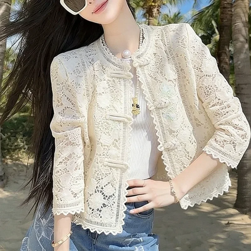 Unique and Beautiful New Chinese White Lace Jacket Women's 2026 Spring with A Light Luxury and High-end Feel Versatile Short Top