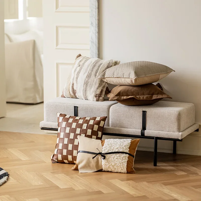 Fodera per cuscino marrone moda Maillard fodera per cuscino intrecciata in pelle PU Patchwork fatta a mano decorazione moderna e minimalista per la