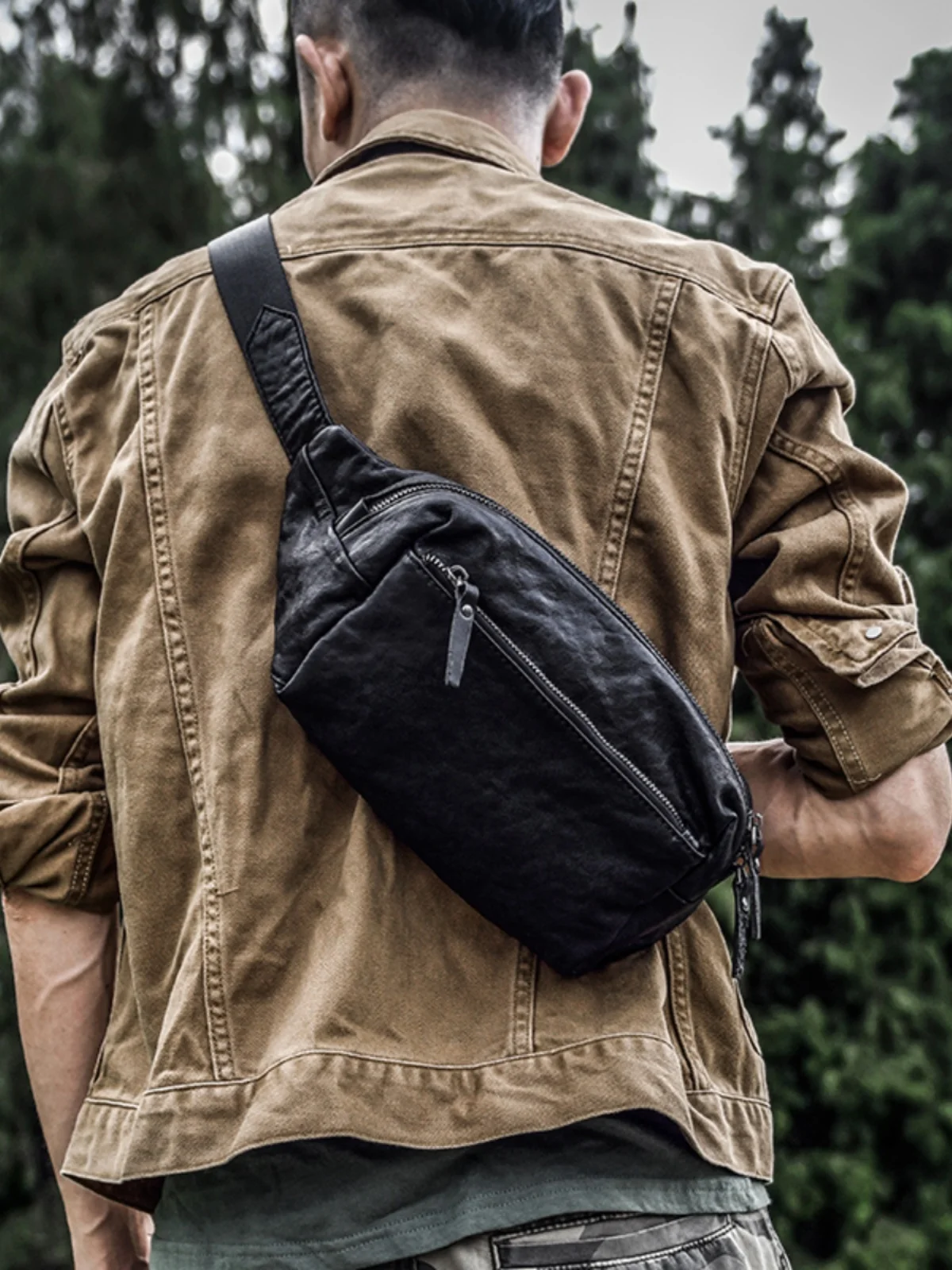 fashion casual designer vegetable tanning cowhide men's black chest bag outdoor travel luxury genuine leather crossbody bag