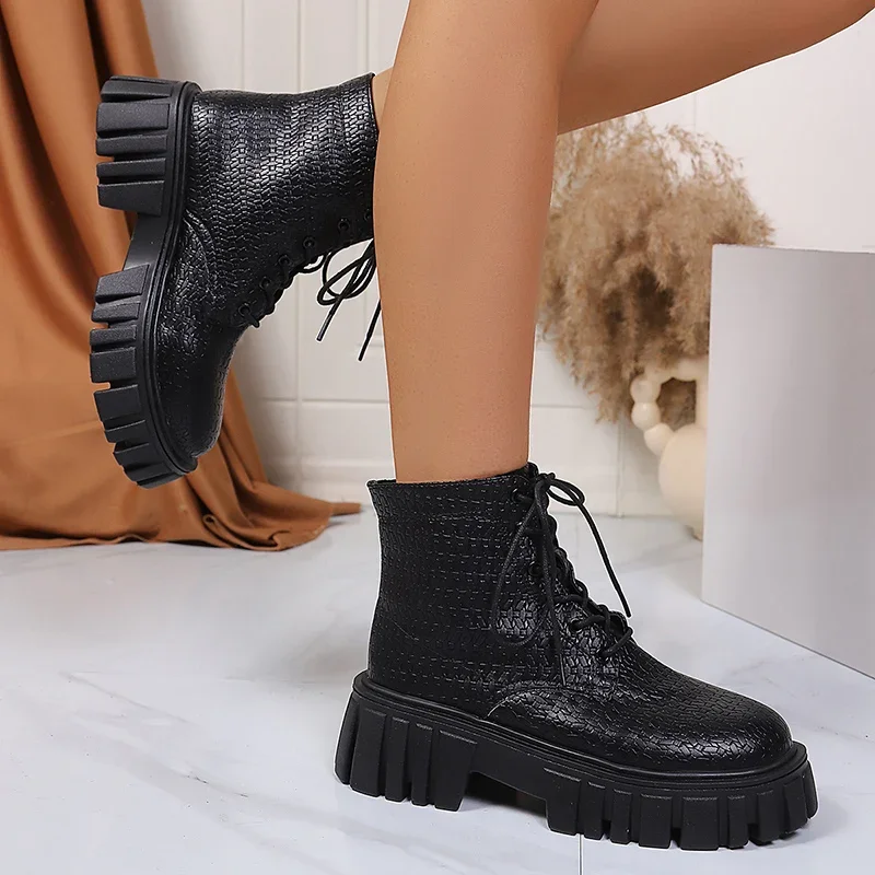 

Black Chunky Platform Motorcycle Boots Women Wide Foot Pu Leather Lace Up Ankle Boots Woman Plus Size 42 Thick Sole Short Botas
