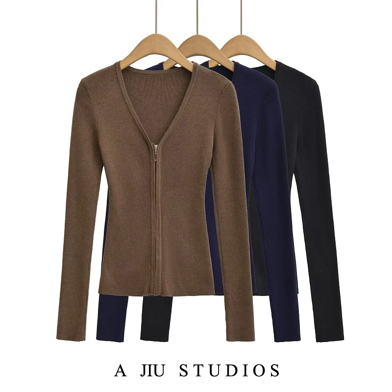 

American Sle Spicy Girl Knitted Sweater Coat Zipper V-ne ort Slim Fit Women's Autumn Winter Bla Faion Top