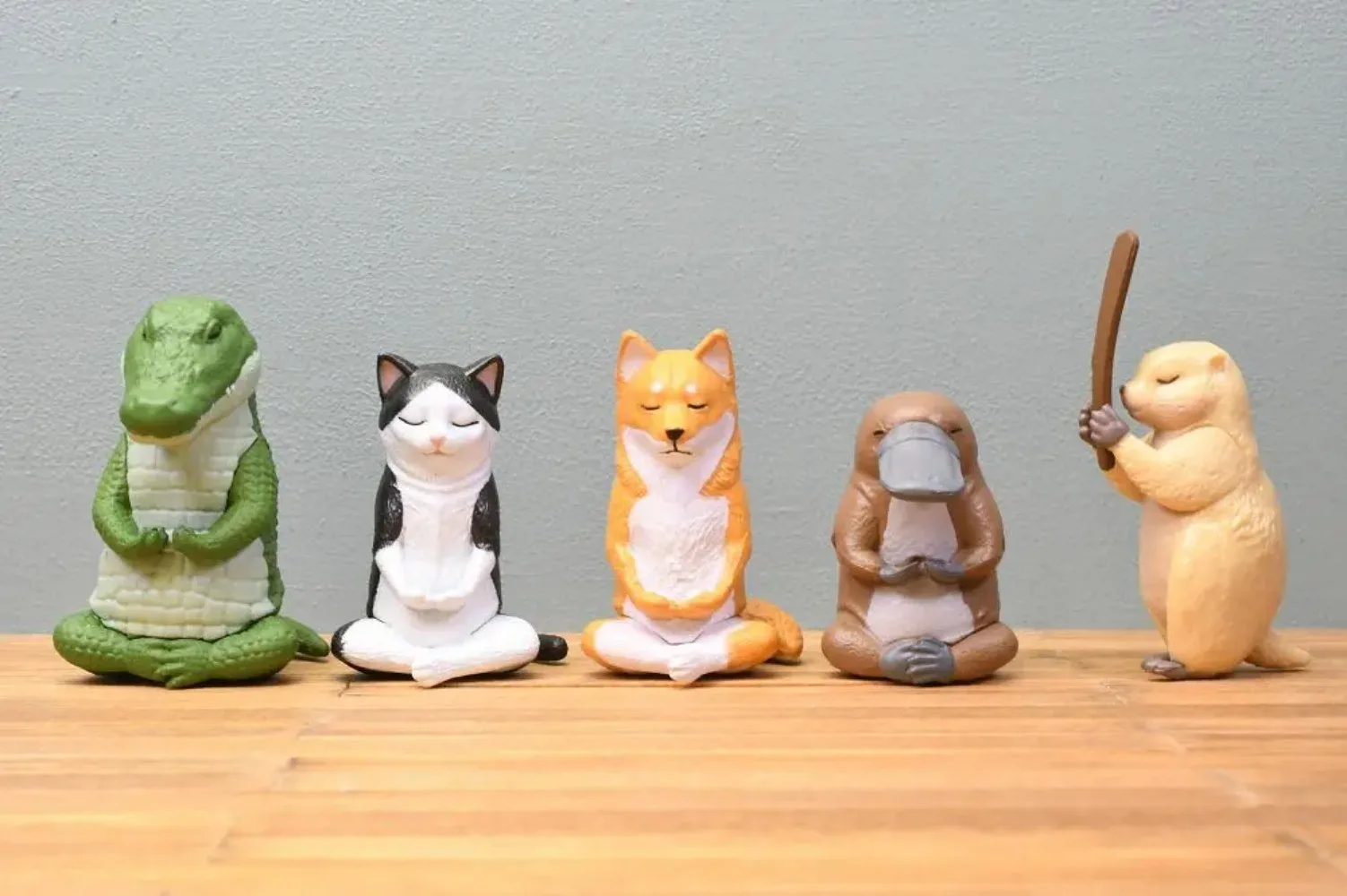 YELL Kapselspielzeug Zazen Niedliches Kawaii Krokodil Hachiware Katze Shiba Lnu Schnabeltier Prairie Hund sitzende und Meditationsfiguren