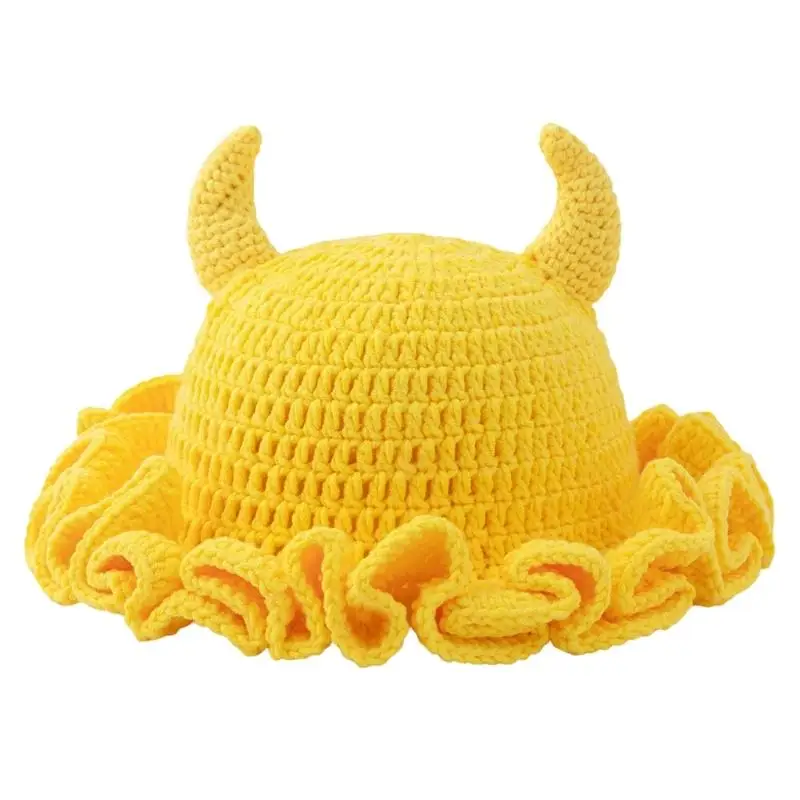 39BD Crocheted Cap with Ruffled Brim Horn for Daily Street Wear Styling