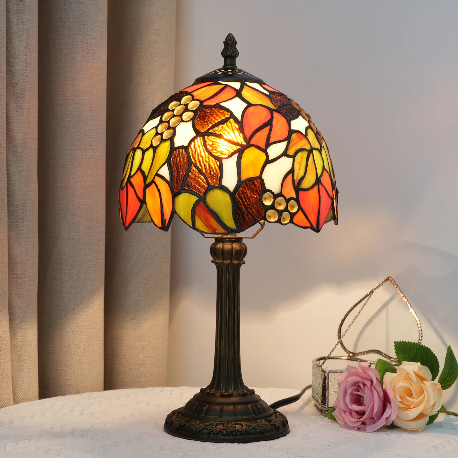

Beautiful Vintage Style Table Lamp Multi-Color Vintage Bedside Table Desk Lamp 8 Inch Wide Reading Light Decor