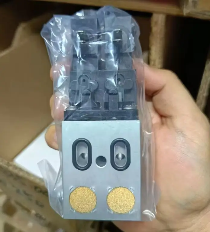 

2 pieces/lot New 2625455 093K801640 Solenoid Valve For Roland 700 Spare Parts