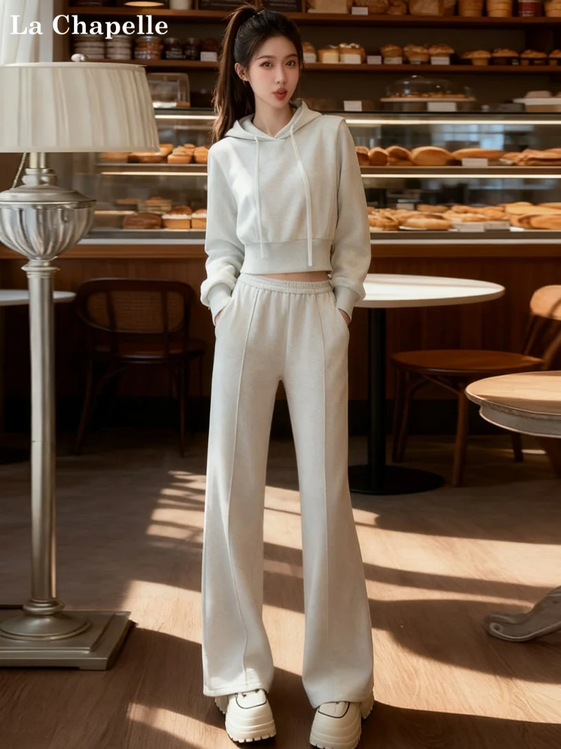 

La Chapelle Повседневный комплект спортивной одежды для женщин Легкая толстовка с капюшоном на подкладке Fce Комплект из двух предметов Длинный топ с капюшоном и брюки све