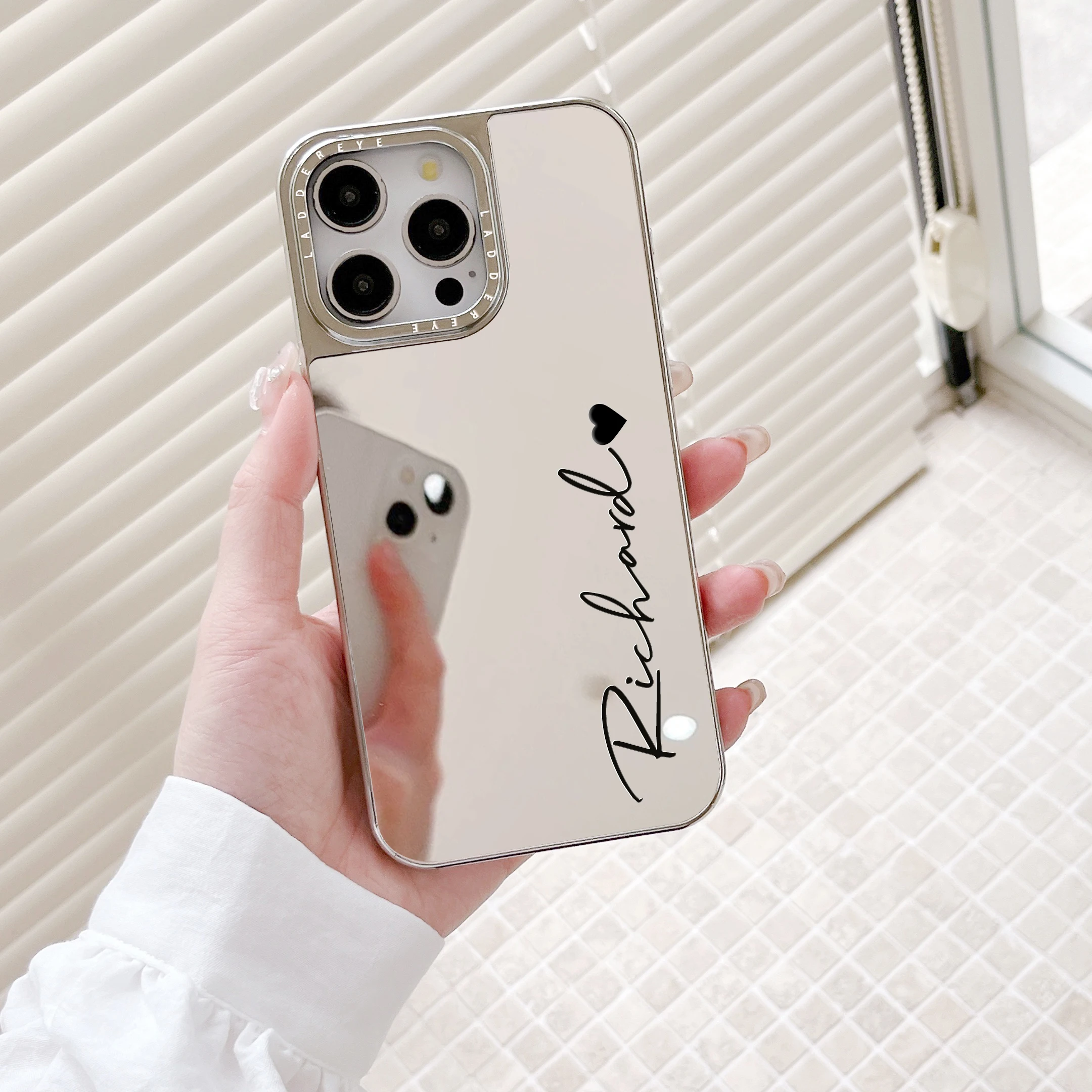 Coque personnalisée avec nom pour iPhone 17 16 15 14 13 12 11 Pro Max Plus, placage de luxe, motif miroir de maquillage, couverture 16 Pro