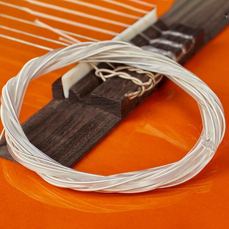6-teiliges Gitarrensaiten-Set aus Nylon in Silber für klassische klassische Gitarre – Detail 2
