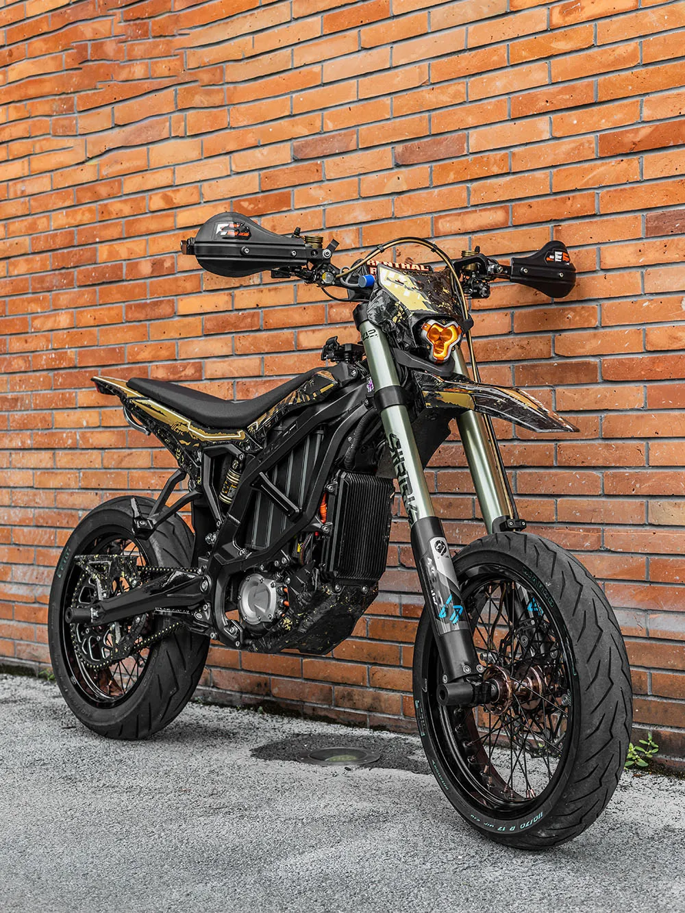 AliExpress NONE For Ultra bee Crach Sliders Supermoto Axle sliders Front rear anti-drop nylon blocks Front and rear axle protection plate