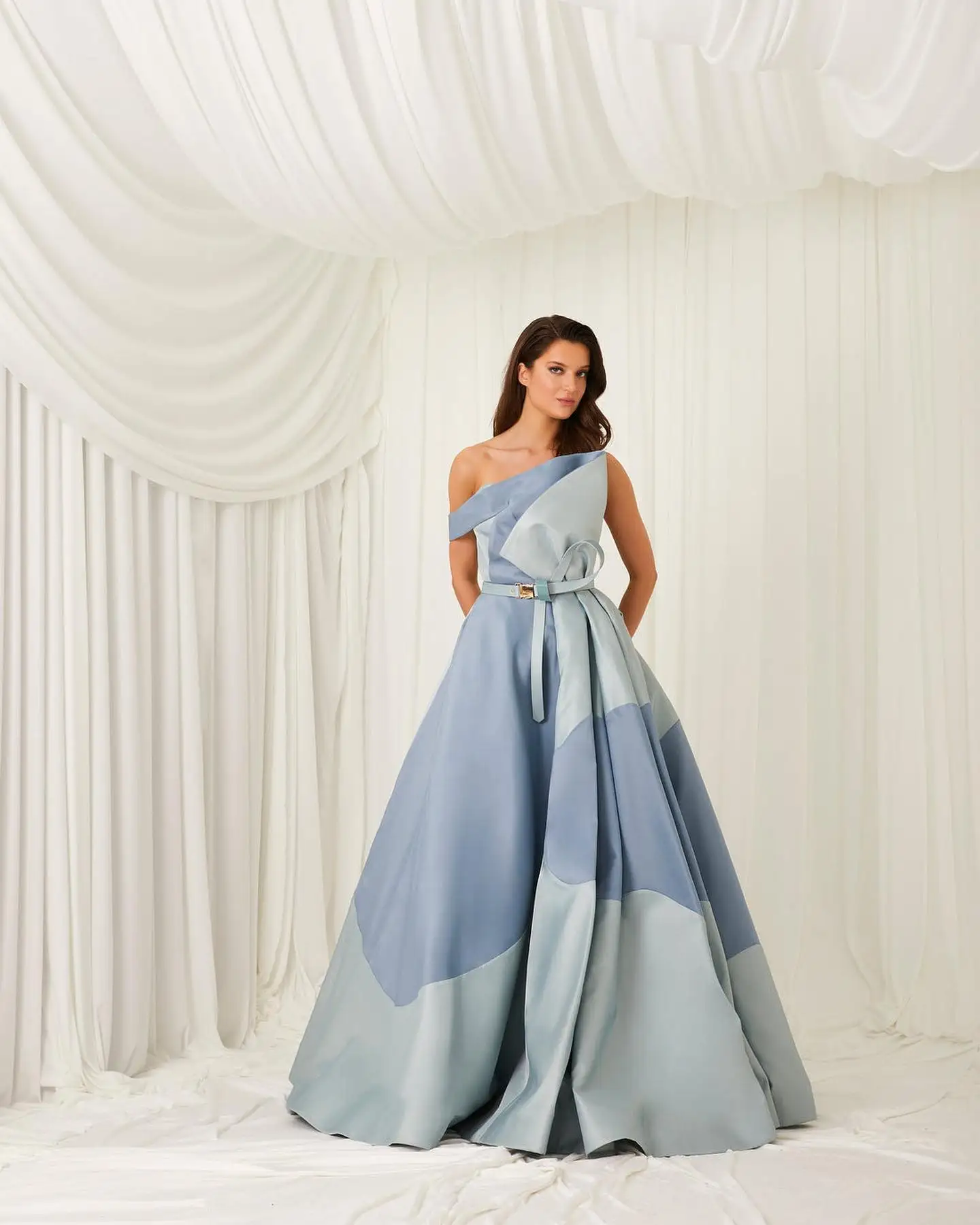 Customized High Quality Belt Satin One Shoulder Evening Dress Temperament Strapless A-Line Short Sleeves Bespoke Occasion Gowns