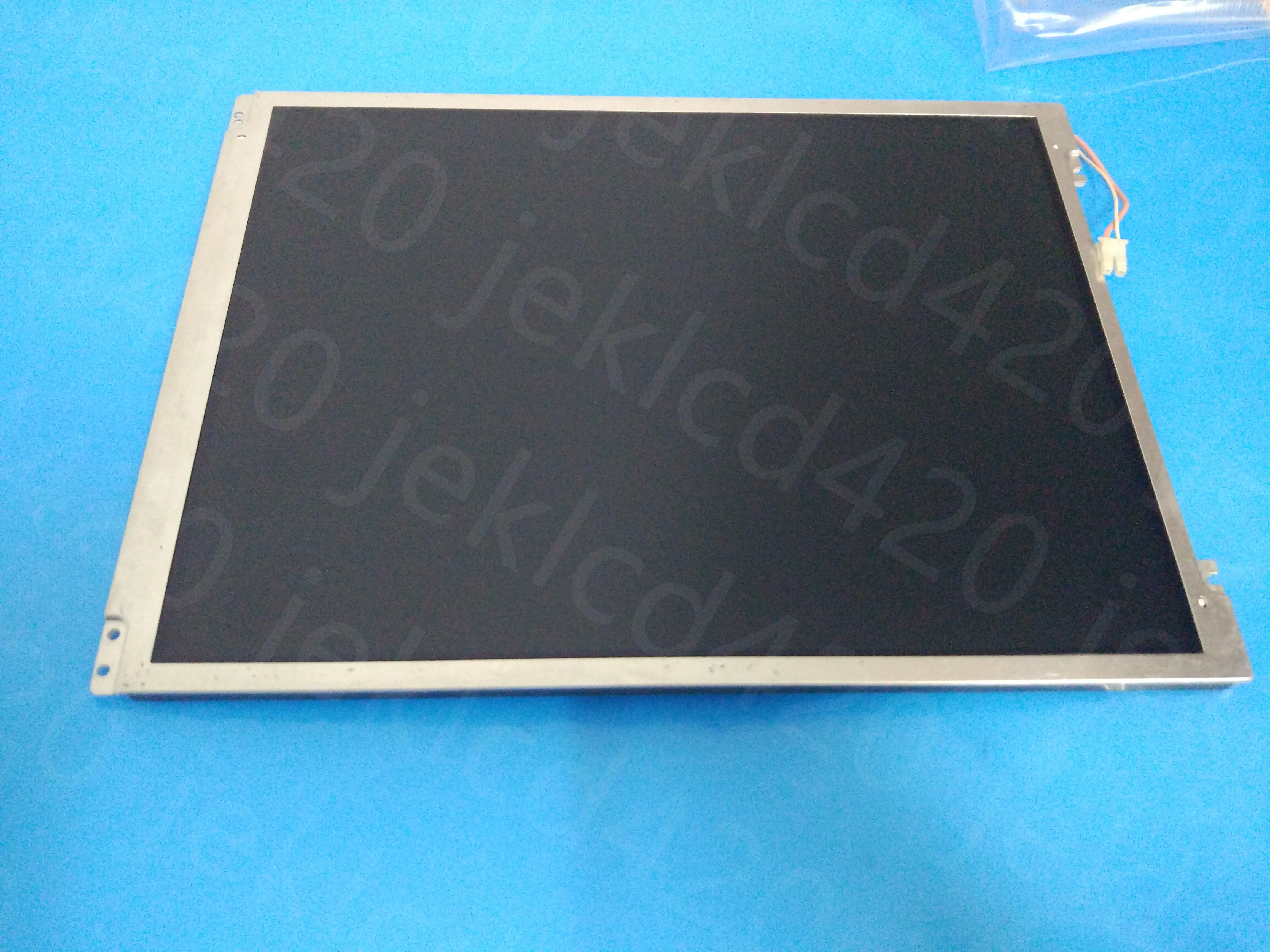 B1048N01 V0 Origina… - image