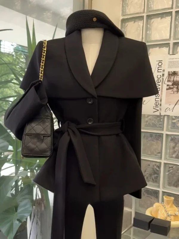 

Unique Women's Autumn Winter ort Coat Unique Beautiful Waist-Cinching Slimming Woolen Cowl Ne Wrap oulder Pads Included