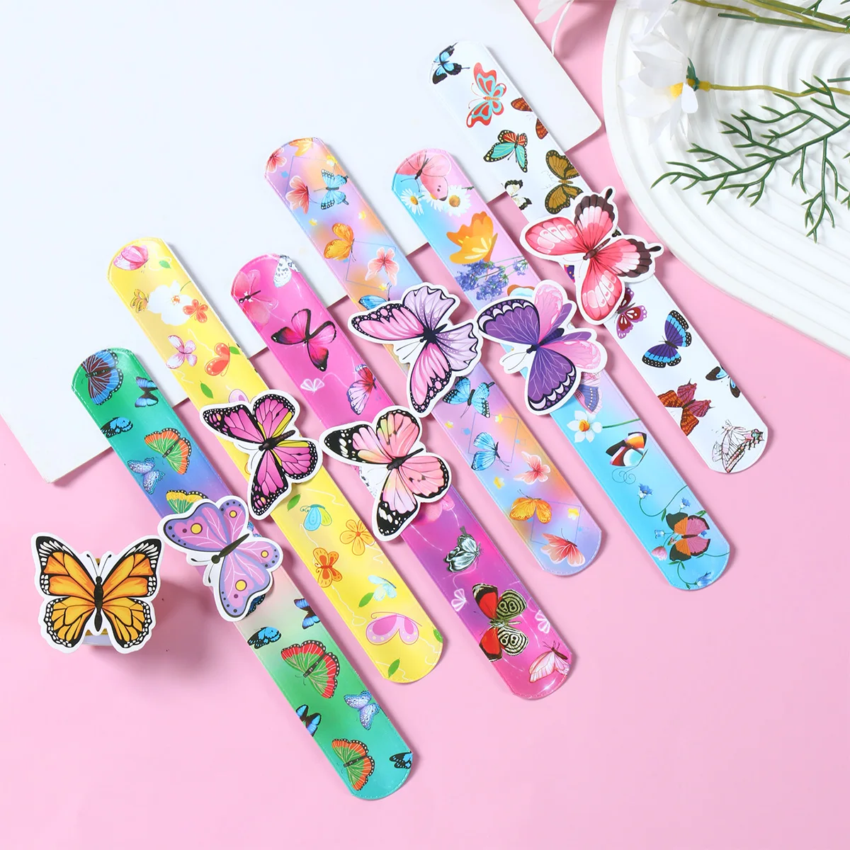 Butterfly Slap Snap Wrap Wristband Band Bracelet Hand Ring Boy Girl Wristband Birthday Party Decor Kids Toys Supplies Favors