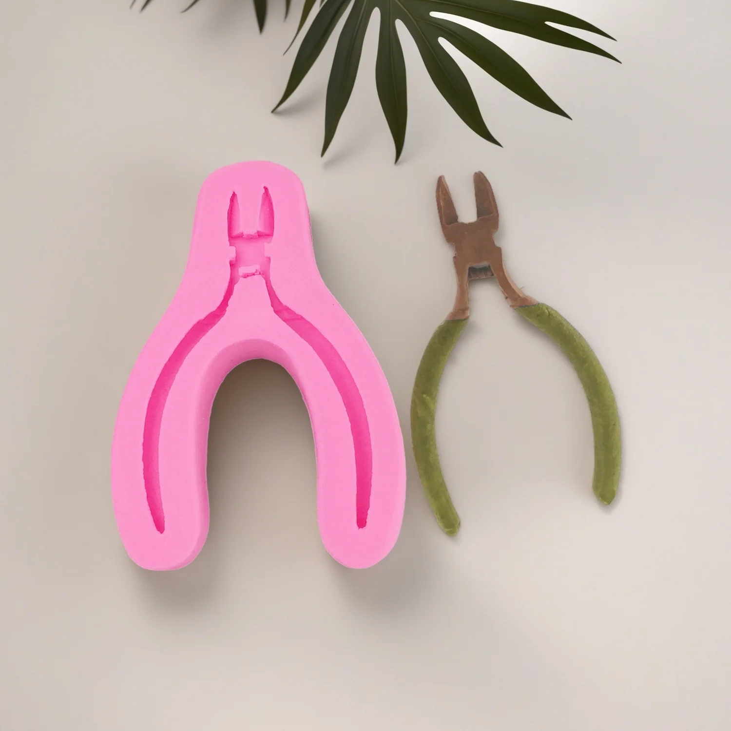 Hammer Wrench Bolt Driver Silicone Mold Sugarcraft Cupcake Baking Mold Fondant Cake Decorating Tools
