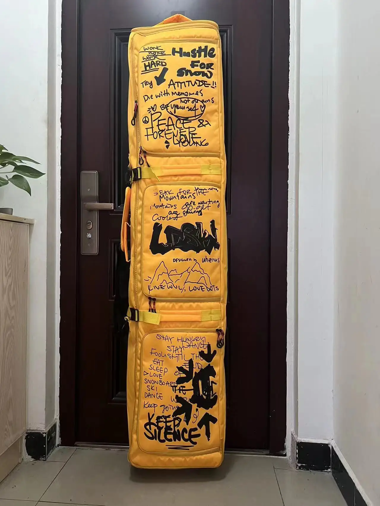 

Wholesale Ski Boot Bag Ski Travel Bag 50 Graffiti Ski Bag With Wheels