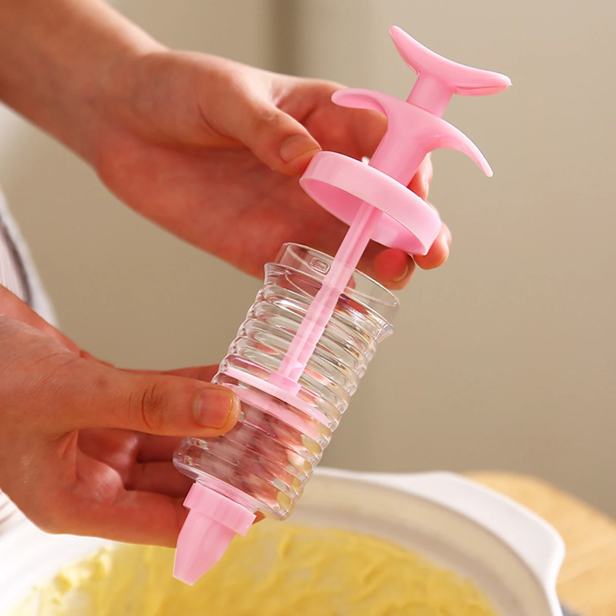 1PC Baking Tool; Cookie Frosting Gun; Cream Frosting Nozzle; 8-Head Frosting Nozzle; Plastic Hand Pressure Cake Frosting Nozzle.