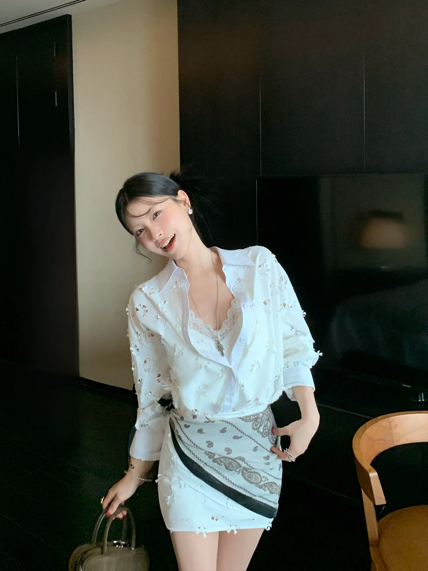 

LIONE Sweet Cool White Cherry Blossom Casual 3D Hollow out Floral Slim Fit Shirt And Skirt Fashion Set Women's Clothing