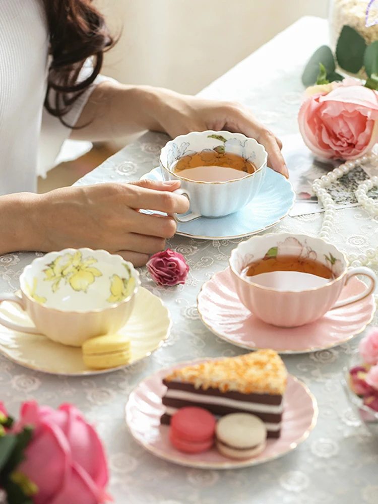 European Style Coffee Cup and Saucer Set, Afternoon Tea Bone China, Flower Tea Party Tazas Espresso Cups