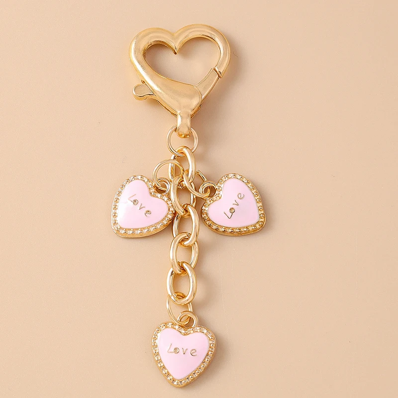 Niedlicher Schlüsselanhänger in Herzform, ein ideales Geschenk für Frauen und Männer, als Souvenir, für Autoschlüssel oder Handtaschen, zum Selbergestalten von Schmuck und als Accessoire. – Detail 6