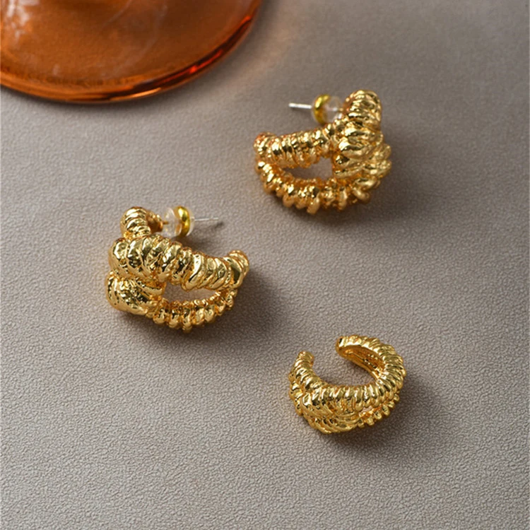 Europe America Vintage Brass Plated Gold Earrings Ear Cuffs Woman Fashion Graceful Jewelry Trend - view 4