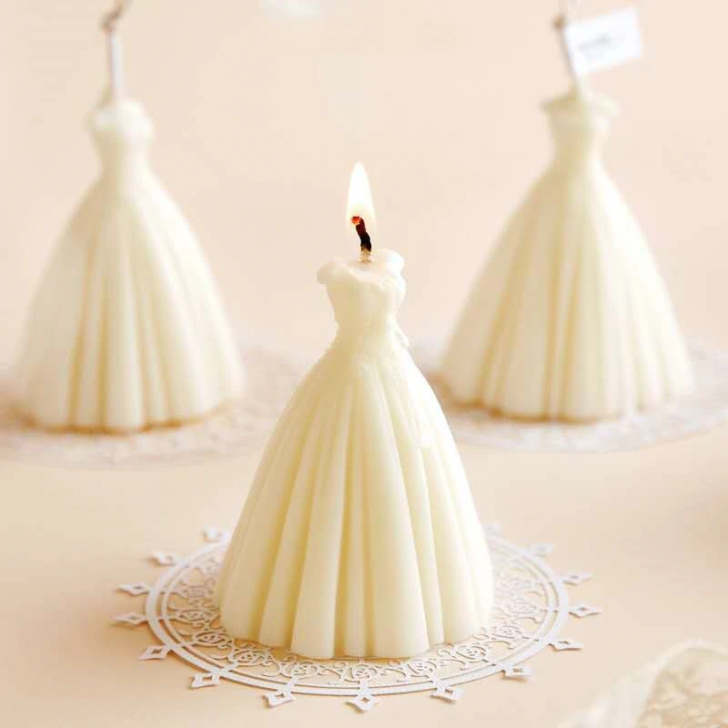 

2 PCS Candles Wedding Dress Modeling Natural Soybean wax Romantic Companion Gifts Wedding Party Ornaments Decoration