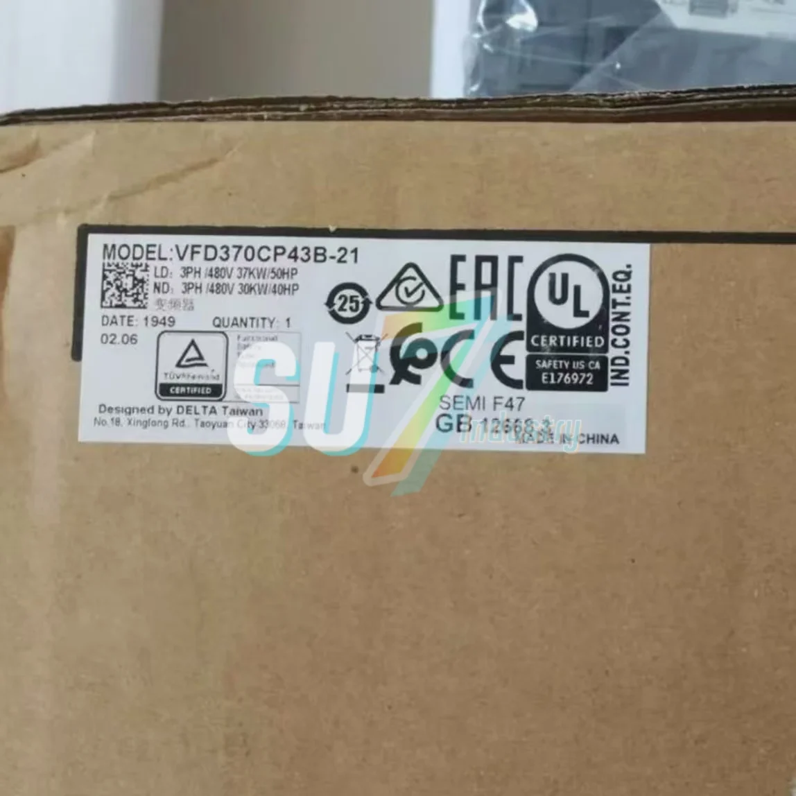 VFD370CP43B-21 Новый инвертор в коробке