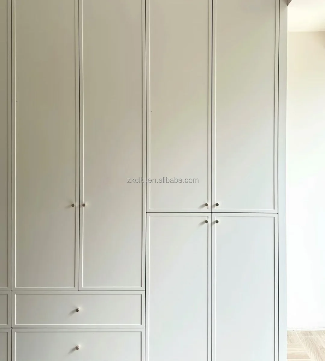 

-Modern White Flat Door Wardrobe Fashion Shape Bedroom Furniture for Home Hotel Apartment Villa-for Mall Use