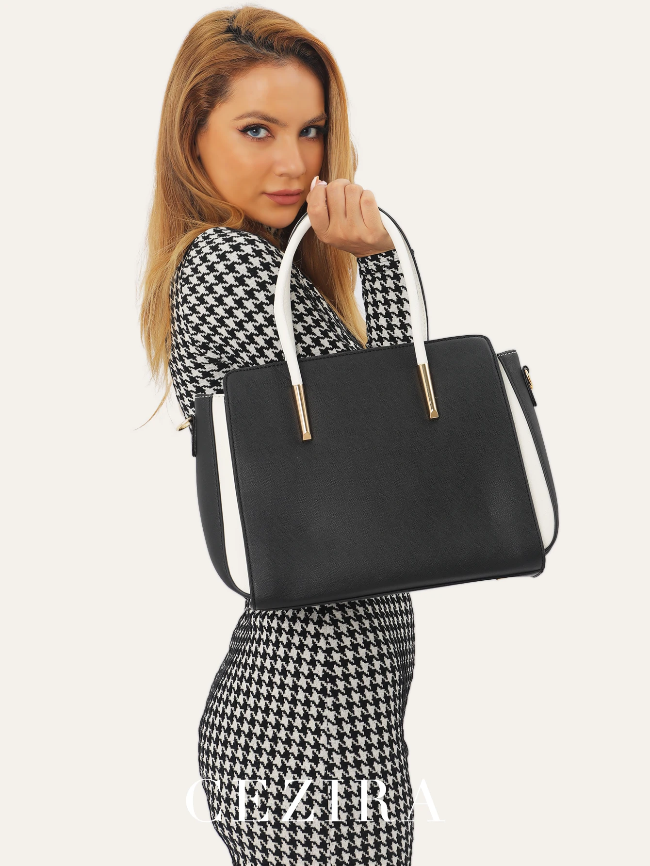 

4 PCS Bag Sets Chic Black&White PU Vegan Leather Patchwork Women Tote Cross Body Square Handbag Flap Envelope Purse Card Holders